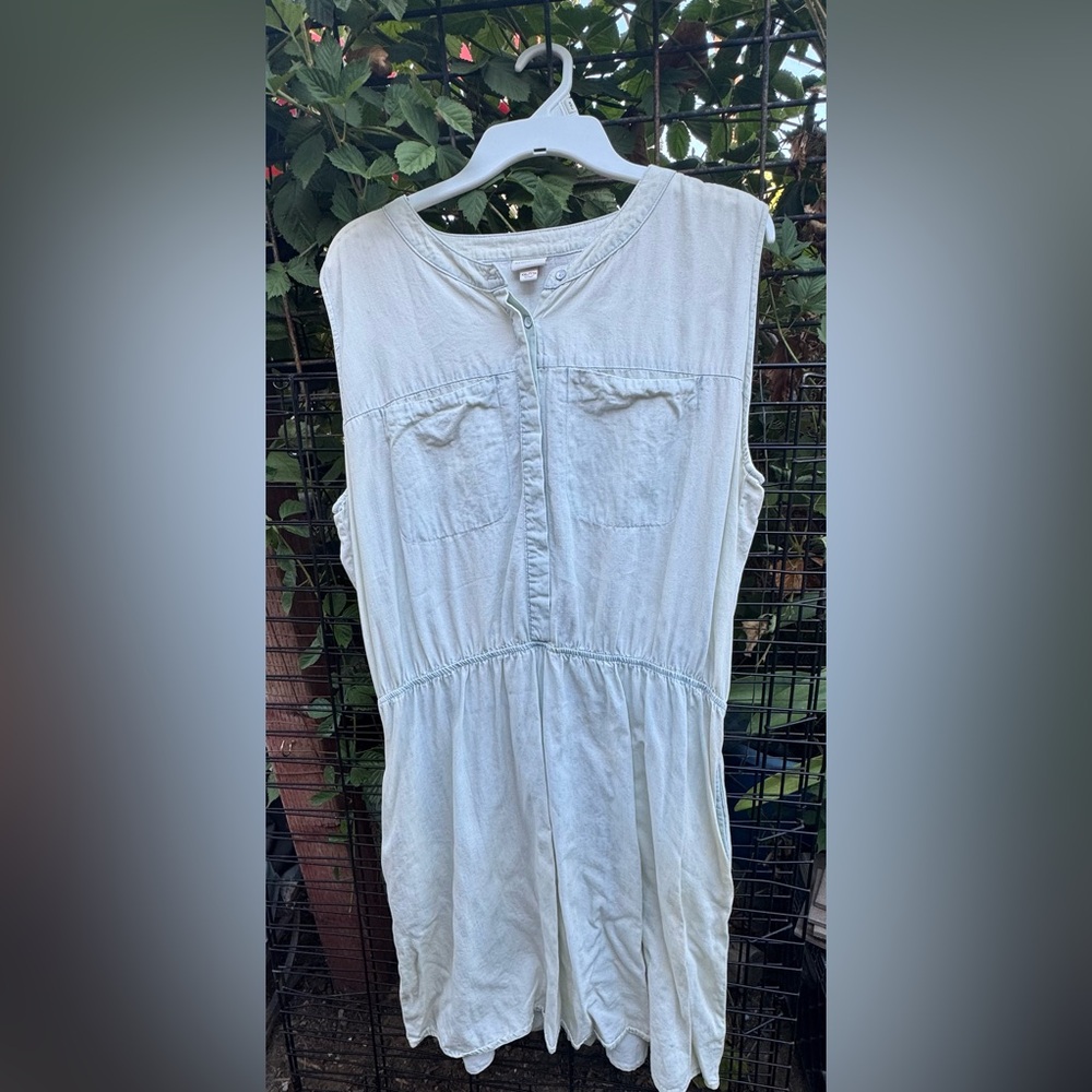 Merona Light Blue Sleeveless Button-Down Shirt